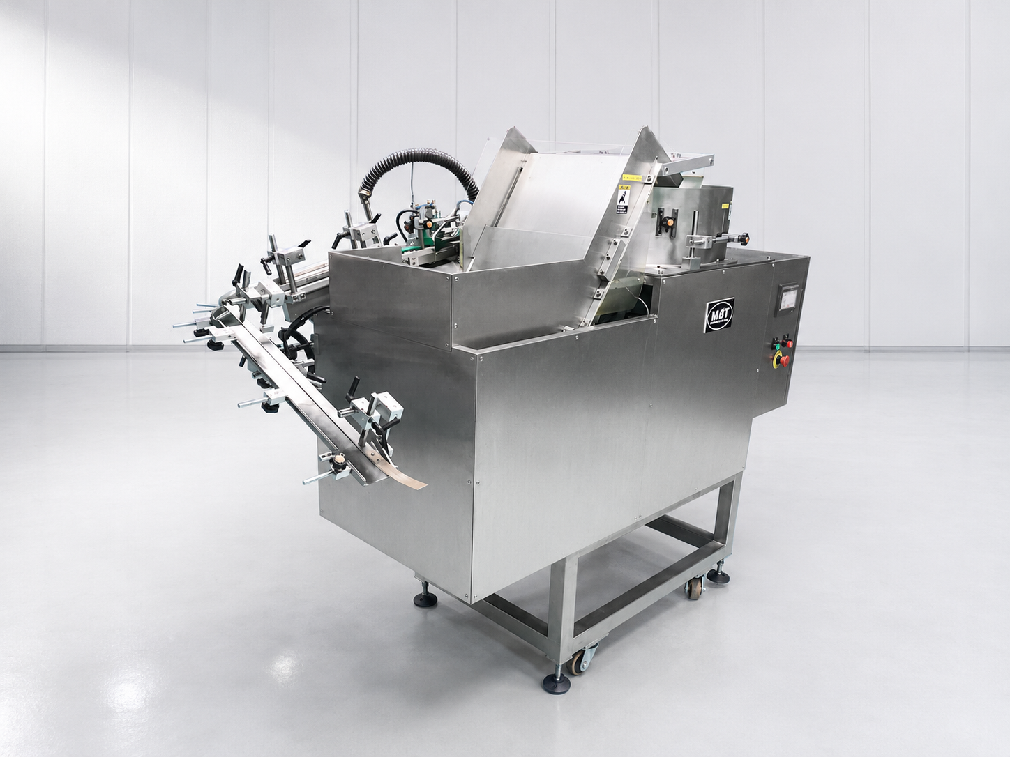 Step move cap feeder